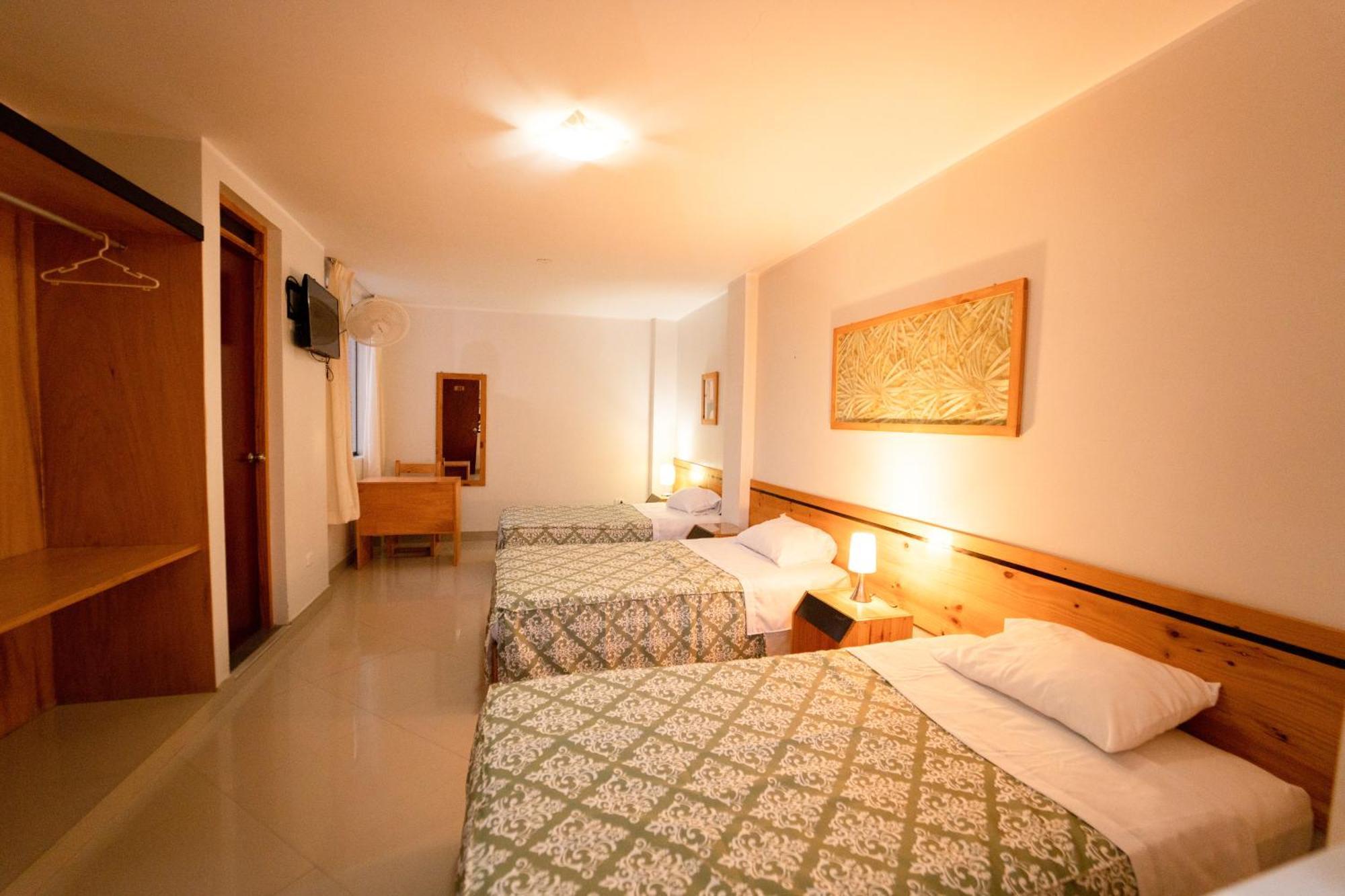 Hostal Los Balcones Наска Екстер'єр фото