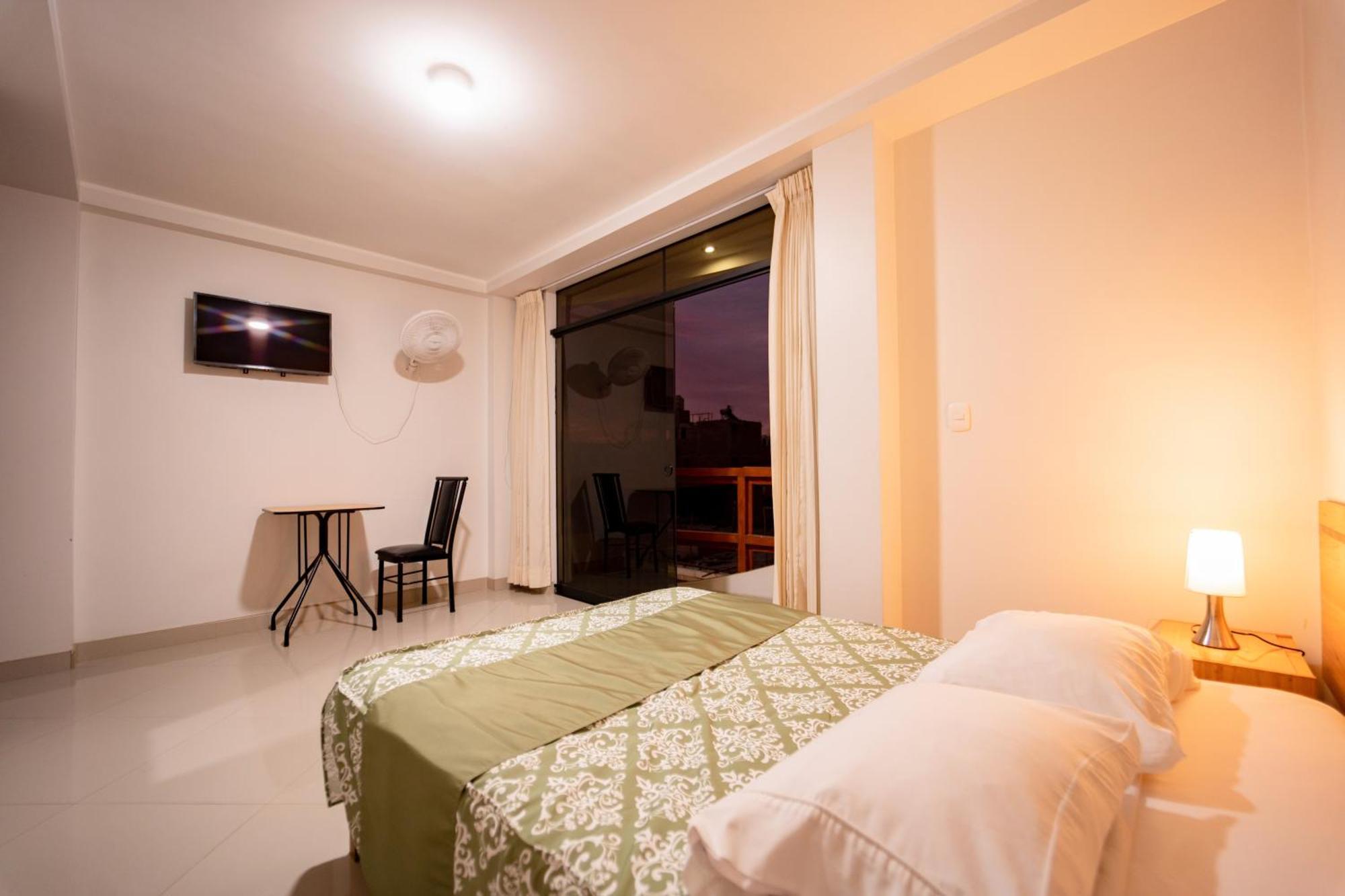 Hostal Los Balcones Наска Екстер'єр фото