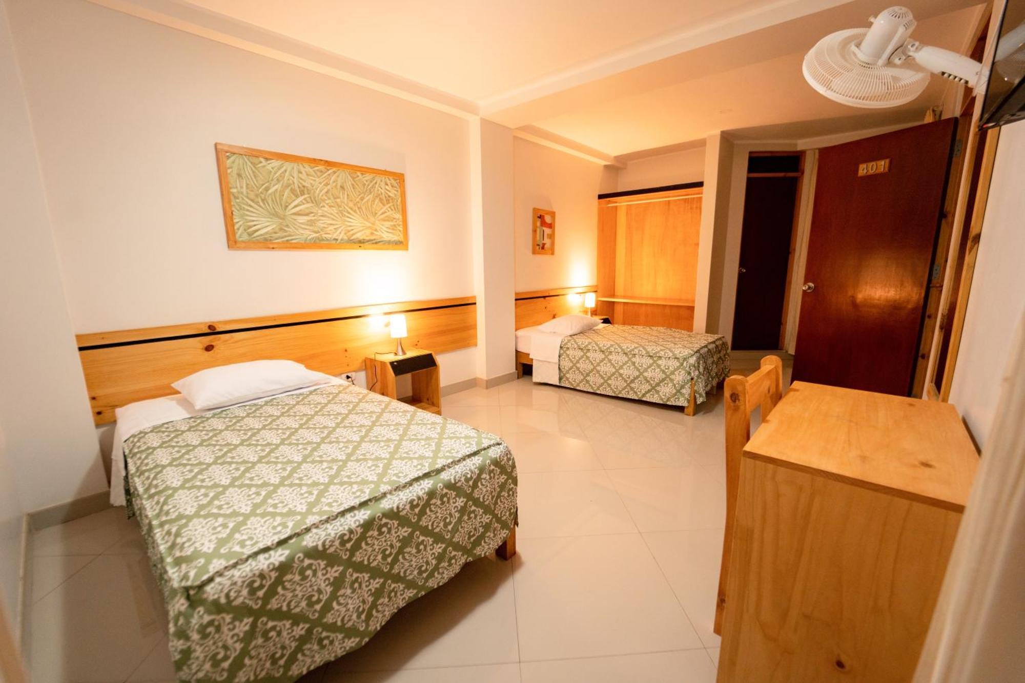 Hostal Los Balcones Наска Екстер'єр фото
