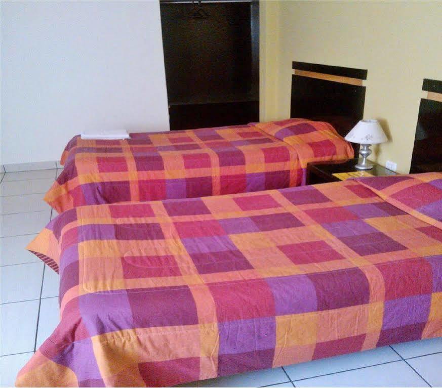 Hostal Los Balcones Наска Екстер'єр фото